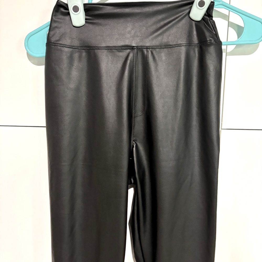 NWT Aerie Offline Womens Real Luxe Legging Faux Leather Small Black Stretch